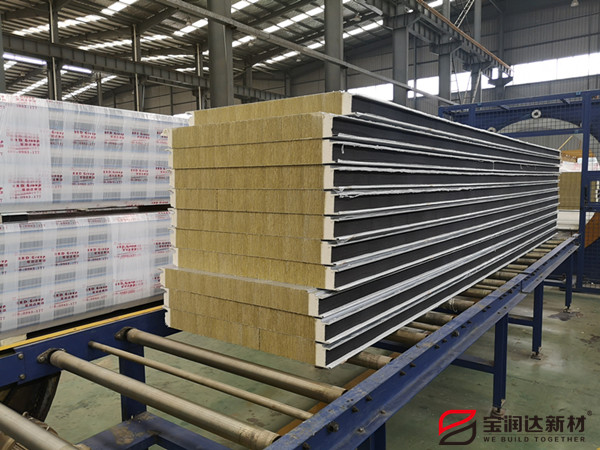 河南聚氨酯封邊巖棉板廠家哪家好？